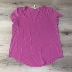 Lululemon V-neck cotton T-shirt